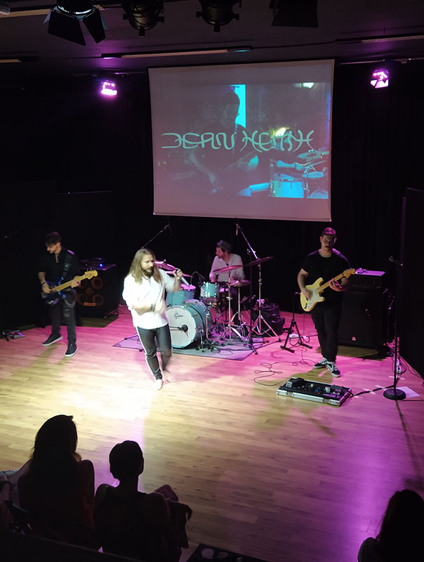 affitta la nostra struttura teatro zero negativo